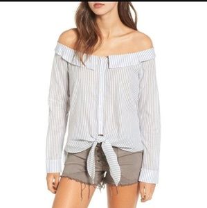 Off shoulder sexy button up
